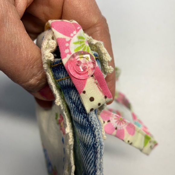 Handmade Upcycled Crossbody Purse, Denim, Vintage Doilie Cover, Handstitched - Picture 4 of 6